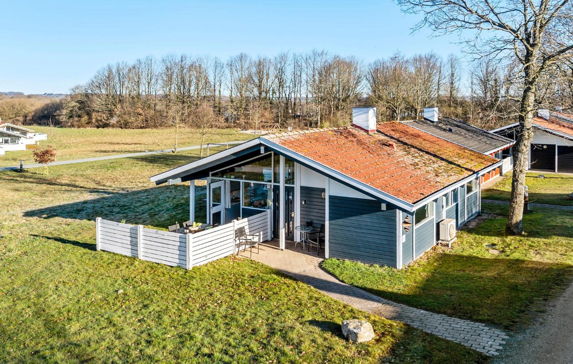 Gorgeous Home In Aabenraa With Wifi Ngoại thất bức ảnh