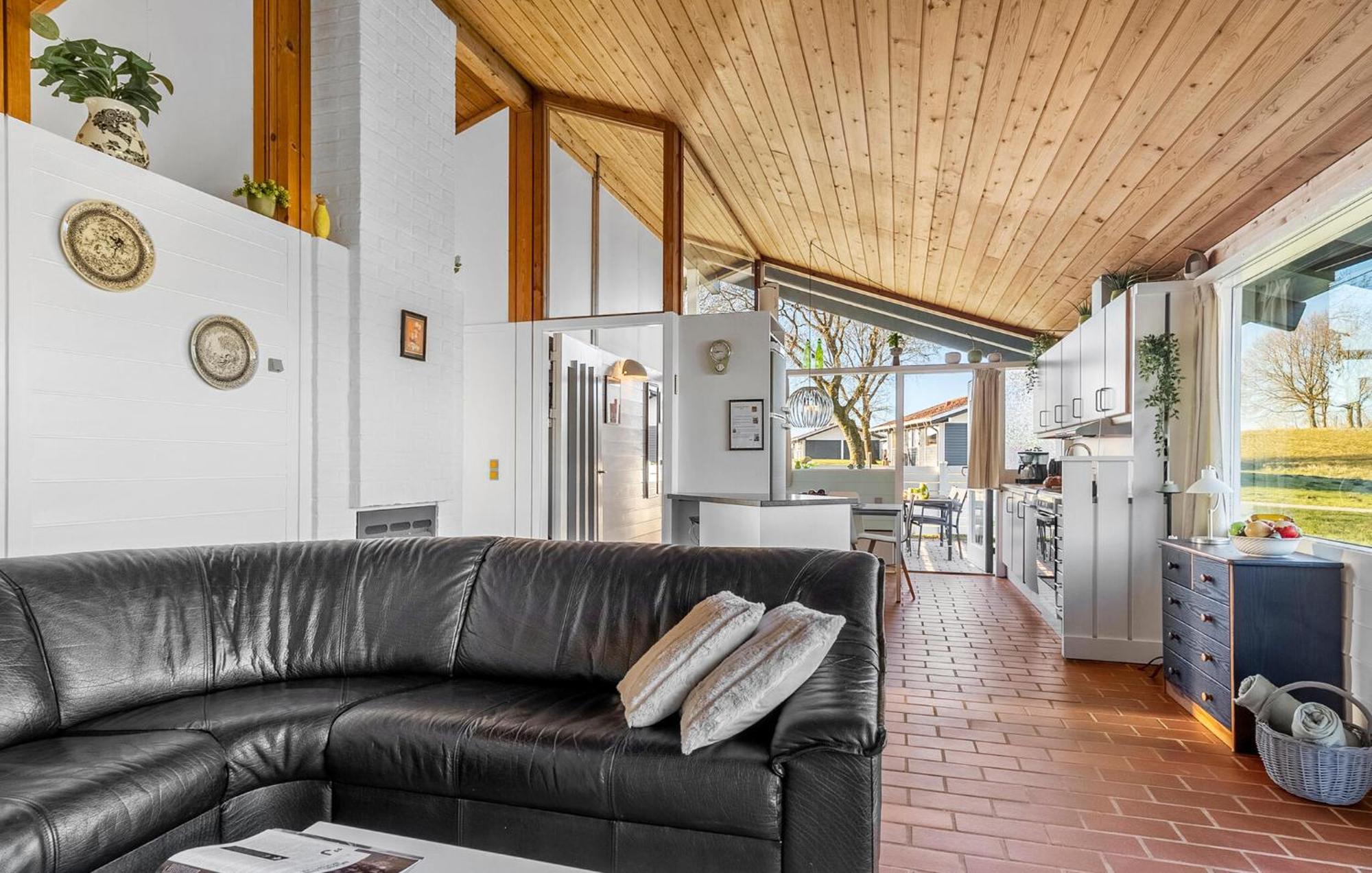 Gorgeous Home In Aabenraa With Wifi Ngoại thất bức ảnh