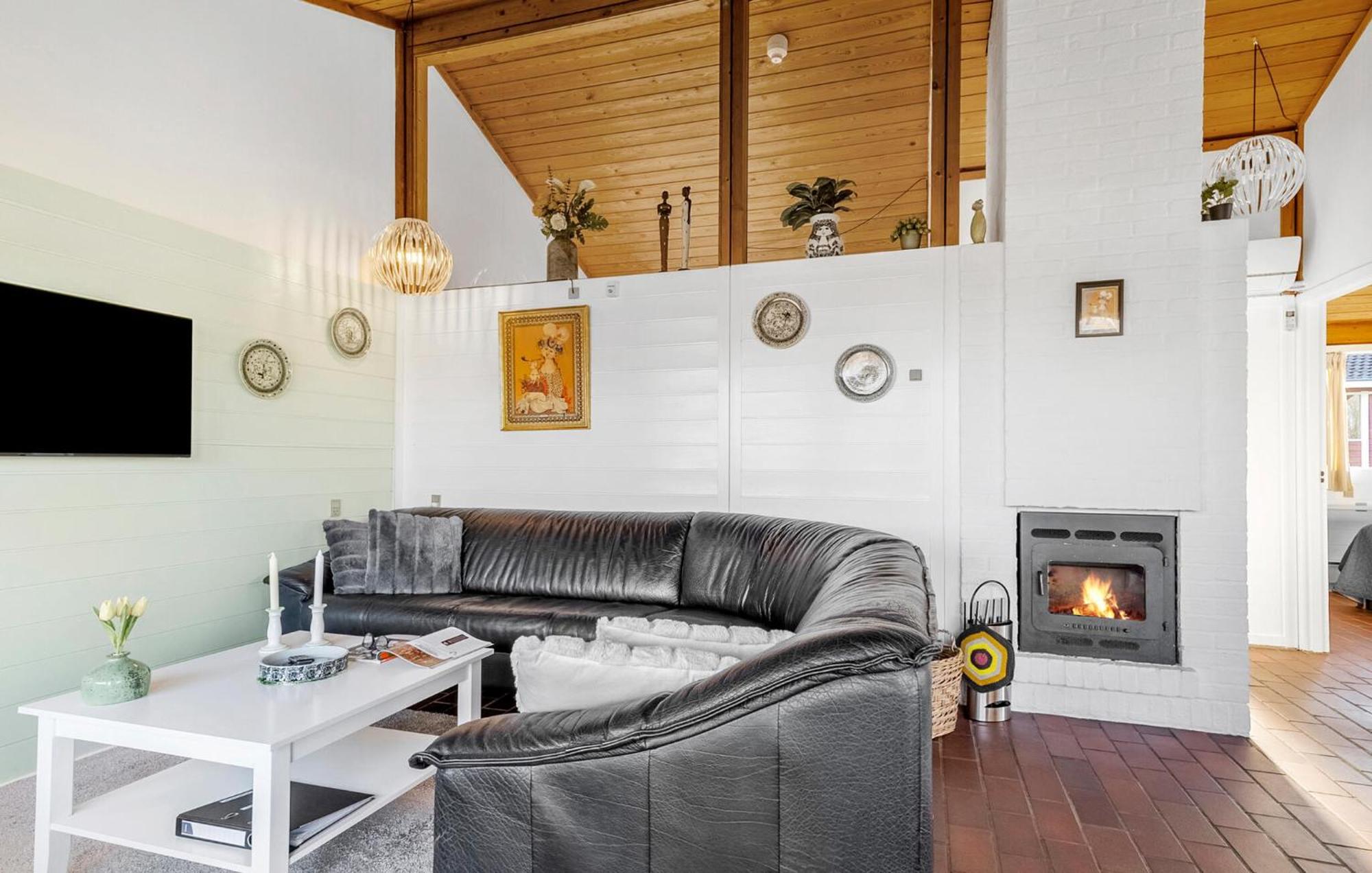 Gorgeous Home In Aabenraa With Wifi Ngoại thất bức ảnh