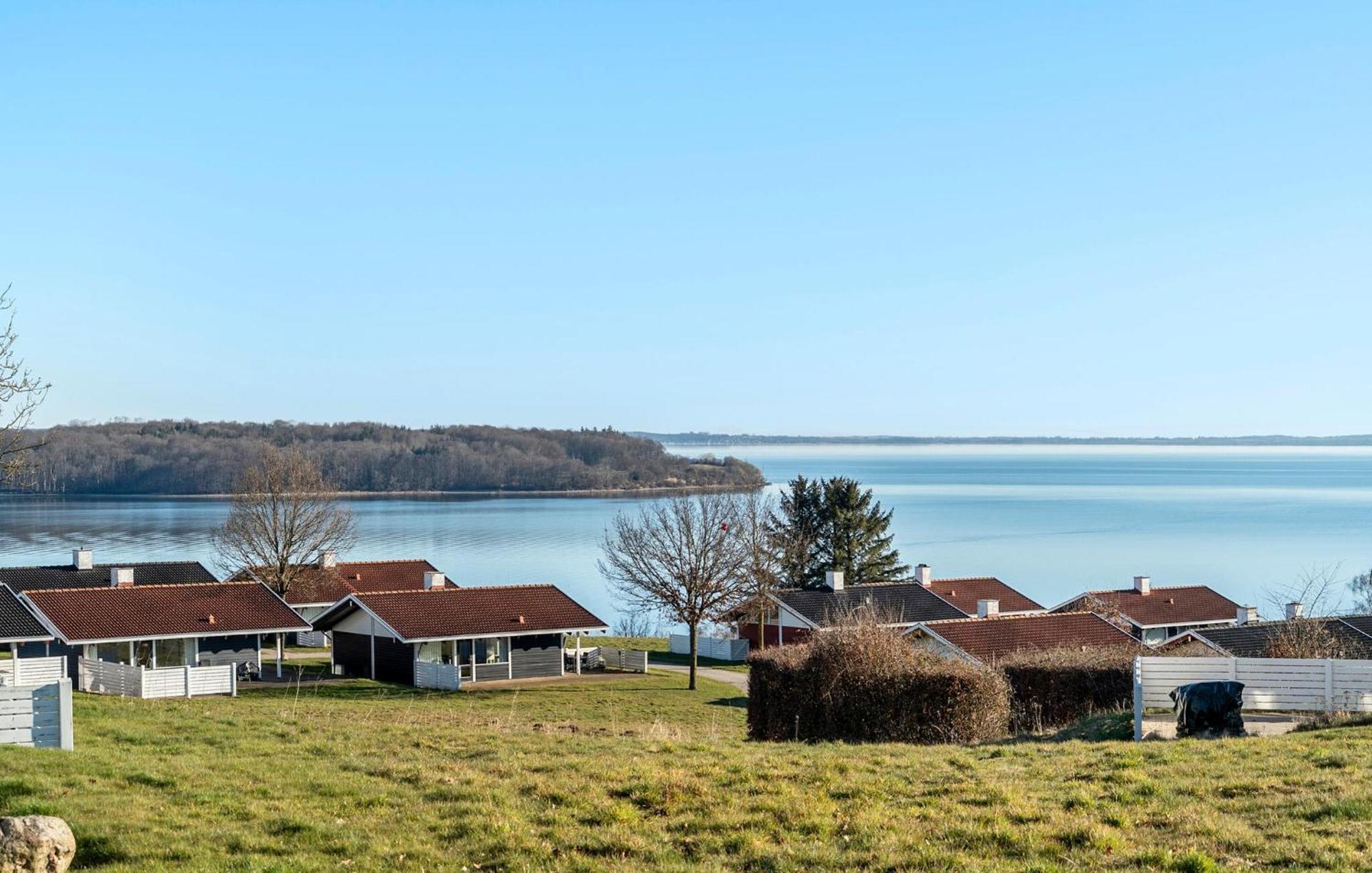 Gorgeous Home In Aabenraa With Wifi Ngoại thất bức ảnh