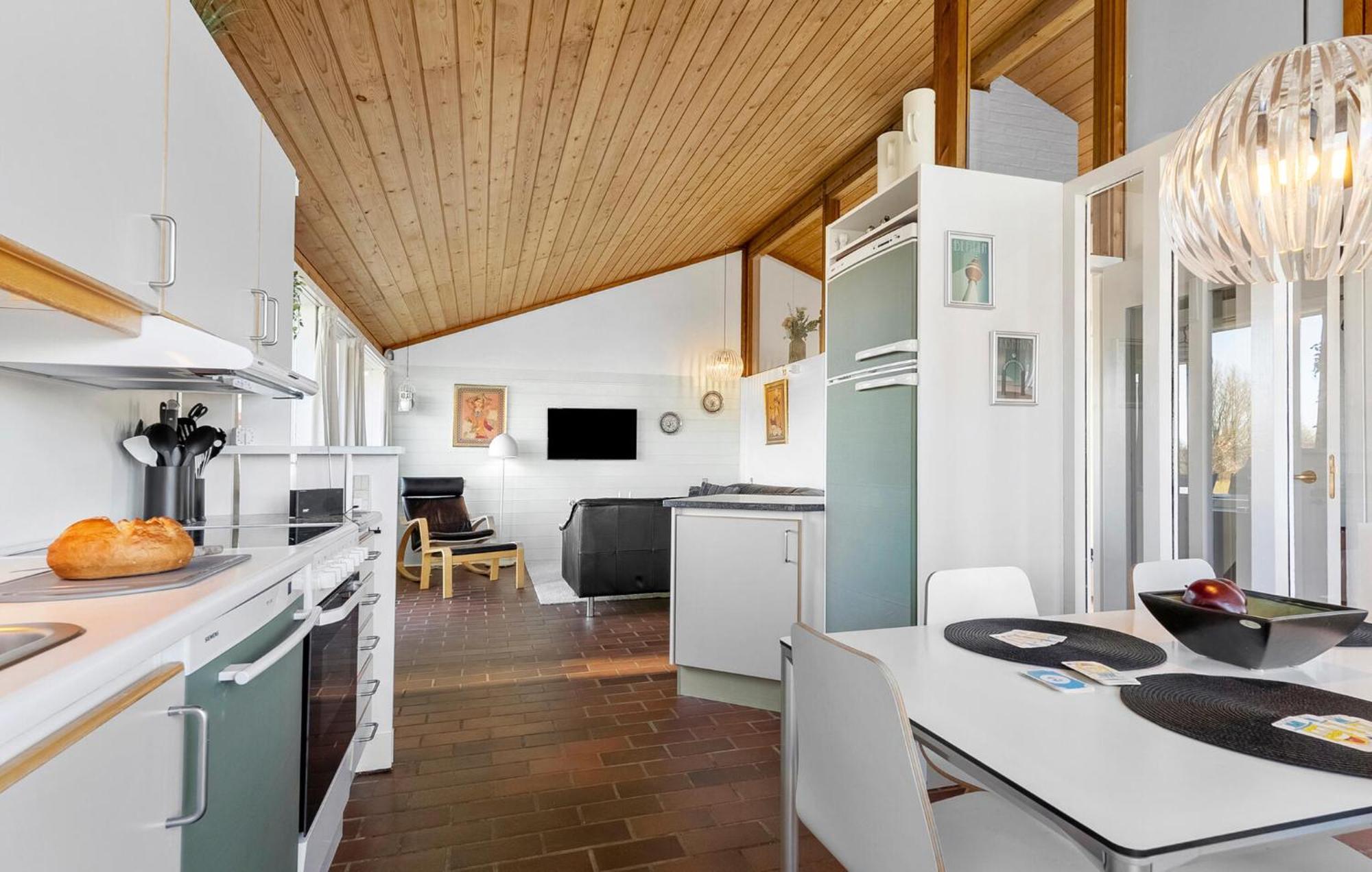 Gorgeous Home In Aabenraa With Wifi Ngoại thất bức ảnh